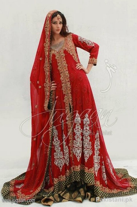 Top 5 Pakistani Dresses Styles For Women