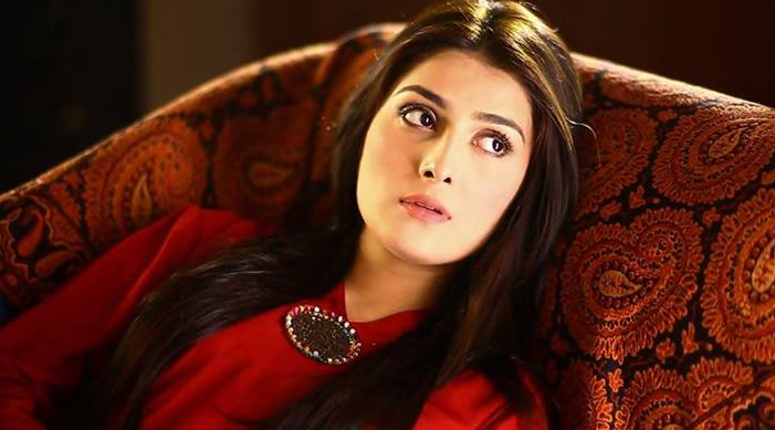 12 Most Beautiful Women Of Pakistan