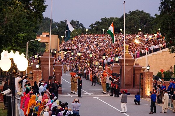 Top 10 Places To Visit In Lahore-Wagha Border