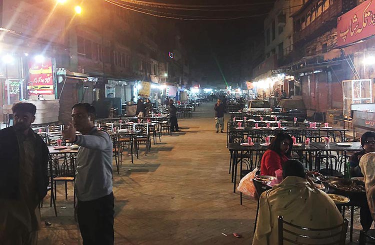 Top 10 Food Streets In Pakistan